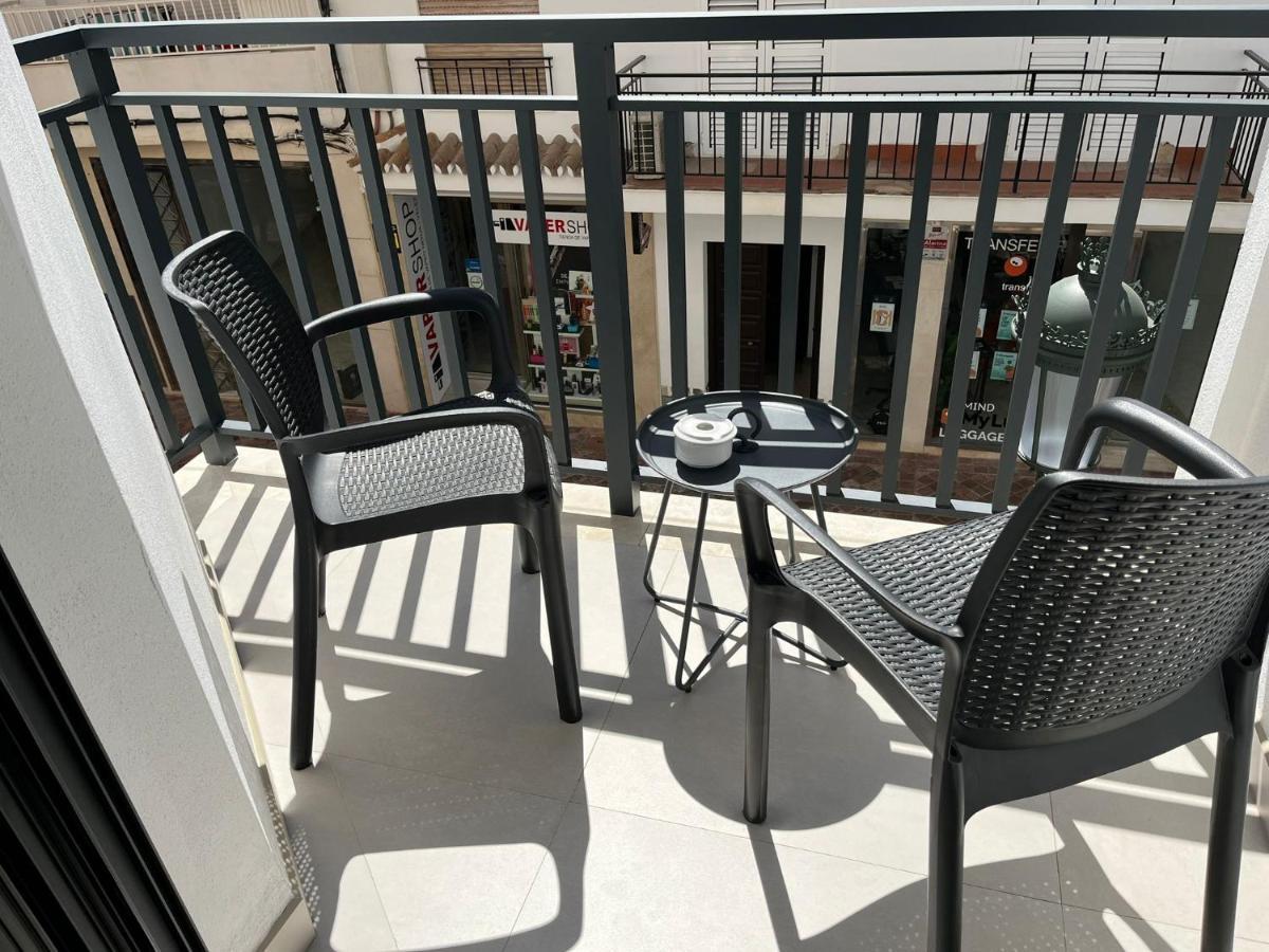 Apartamentos Mombasa 1 Planta ネルハ エクステリア 写真