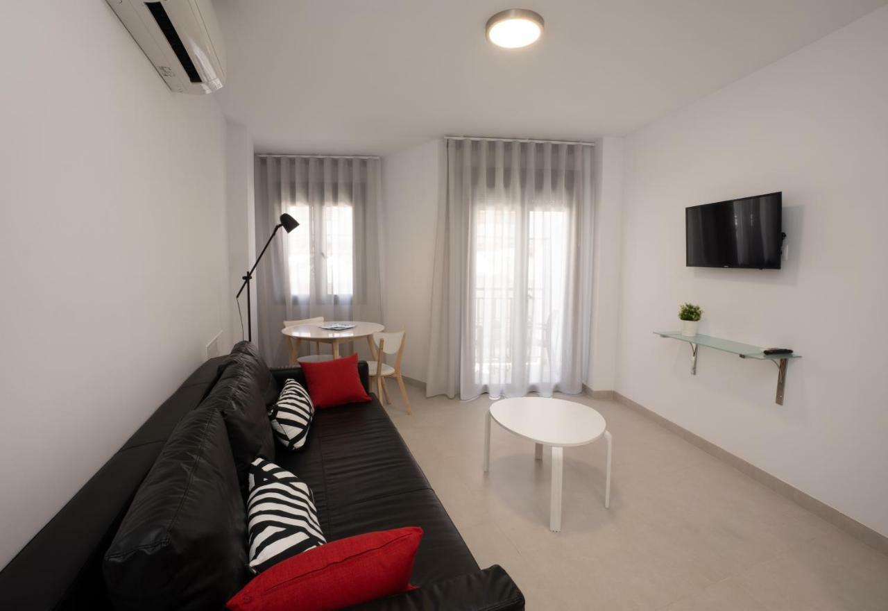 Apartamentos Mombasa 1 Planta ネルハ エクステリア 写真