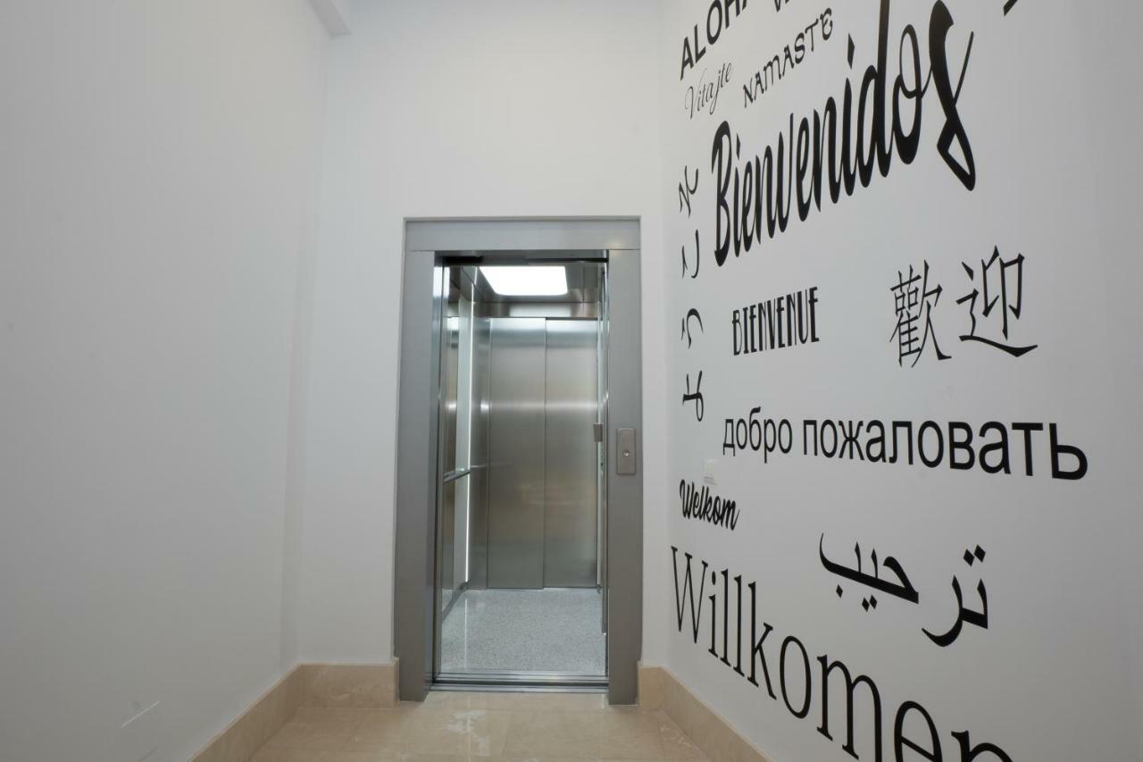 Apartamentos Mombasa 1 Planta ネルハ エクステリア 写真
