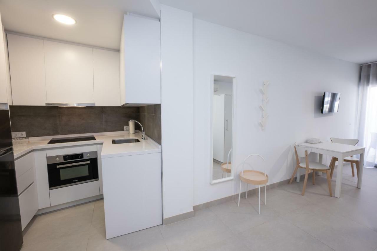 Apartamentos Mombasa 1 Planta ネルハ エクステリア 写真