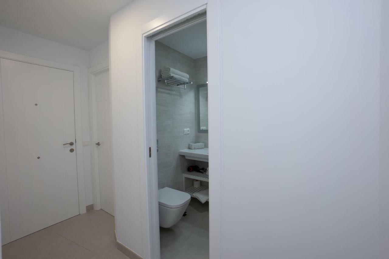 Apartamentos Mombasa 1 Planta ネルハ エクステリア 写真