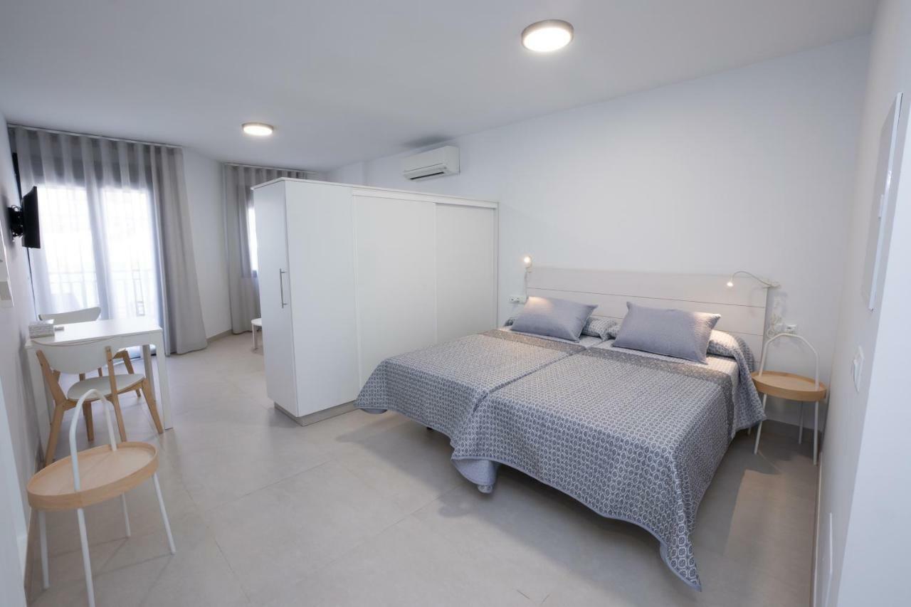 Apartamentos Mombasa 1 Planta ネルハ エクステリア 写真