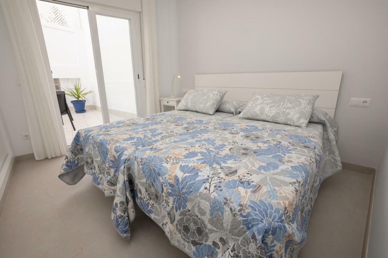 Apartamentos Mombasa 1 Planta ネルハ エクステリア 写真
