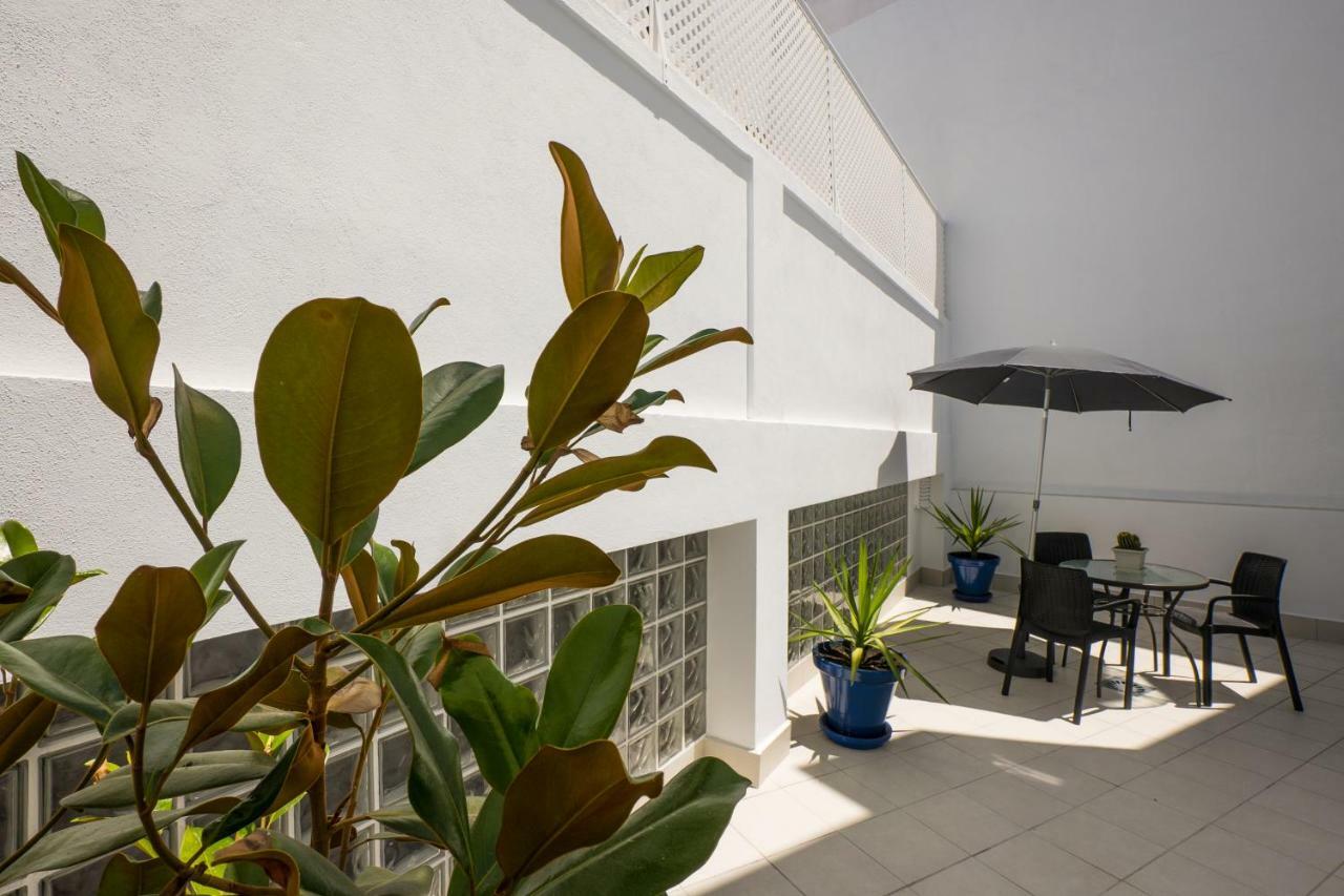 Apartamentos Mombasa 1 Planta ネルハ エクステリア 写真
